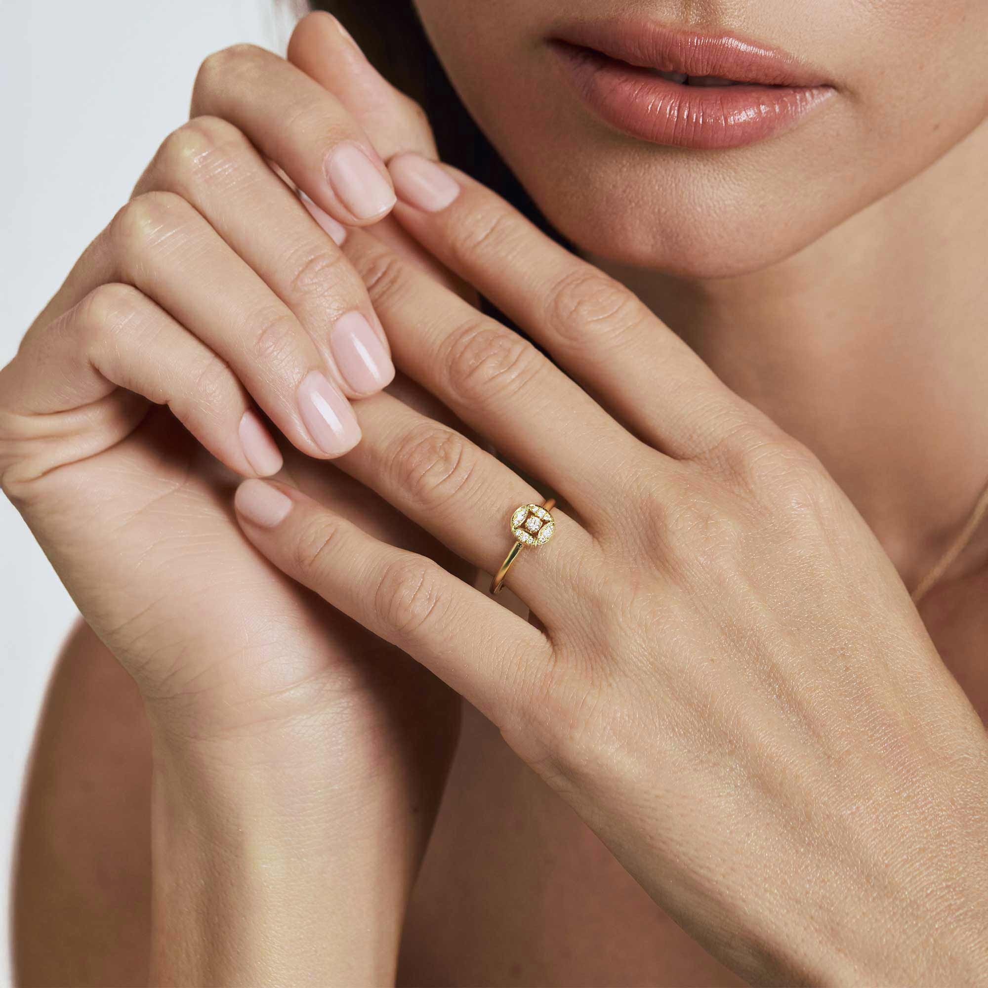Barq Marquise Circle Yellow Gold Diamond Ring - Image 4
