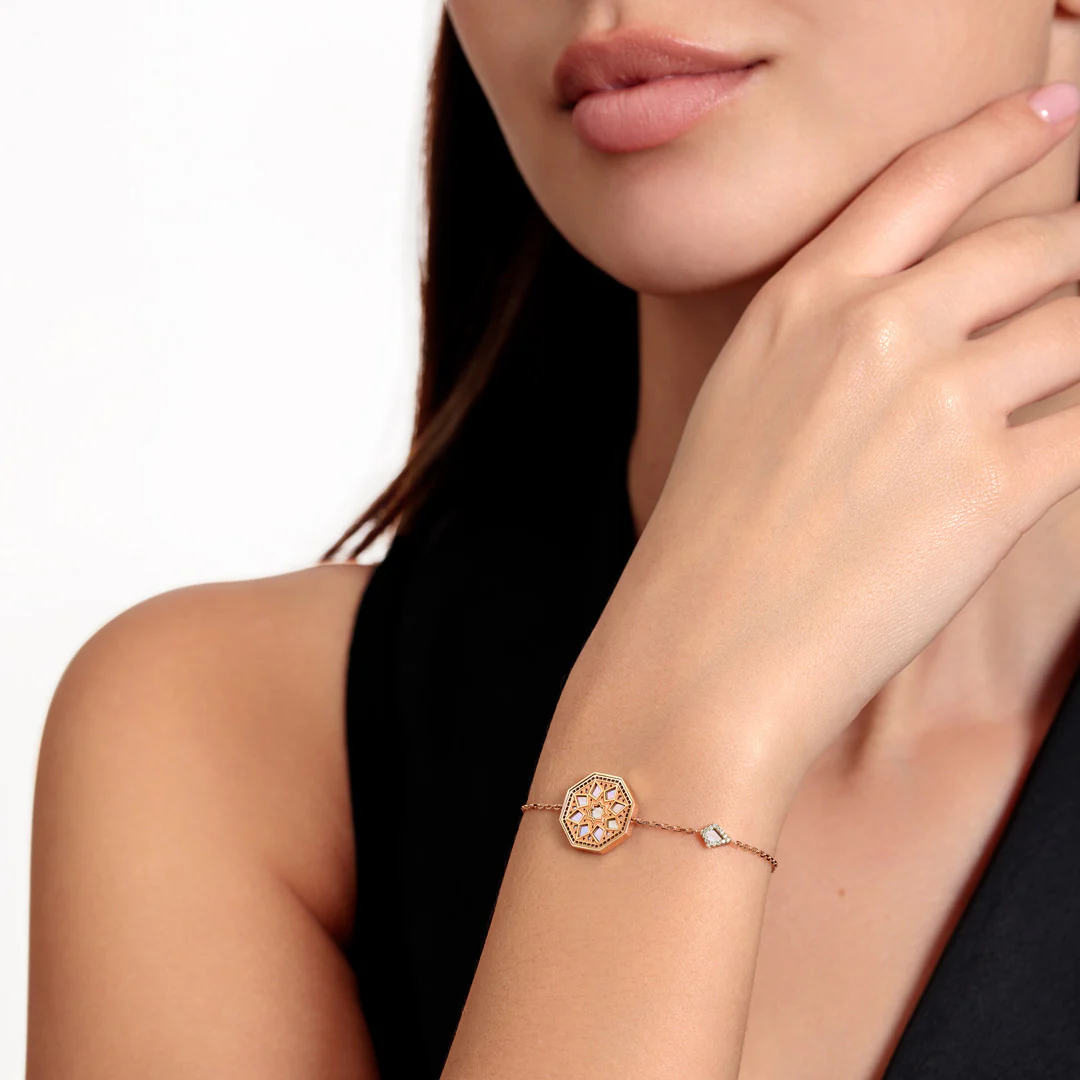 Classic Turath Small Bracelet - Image 5