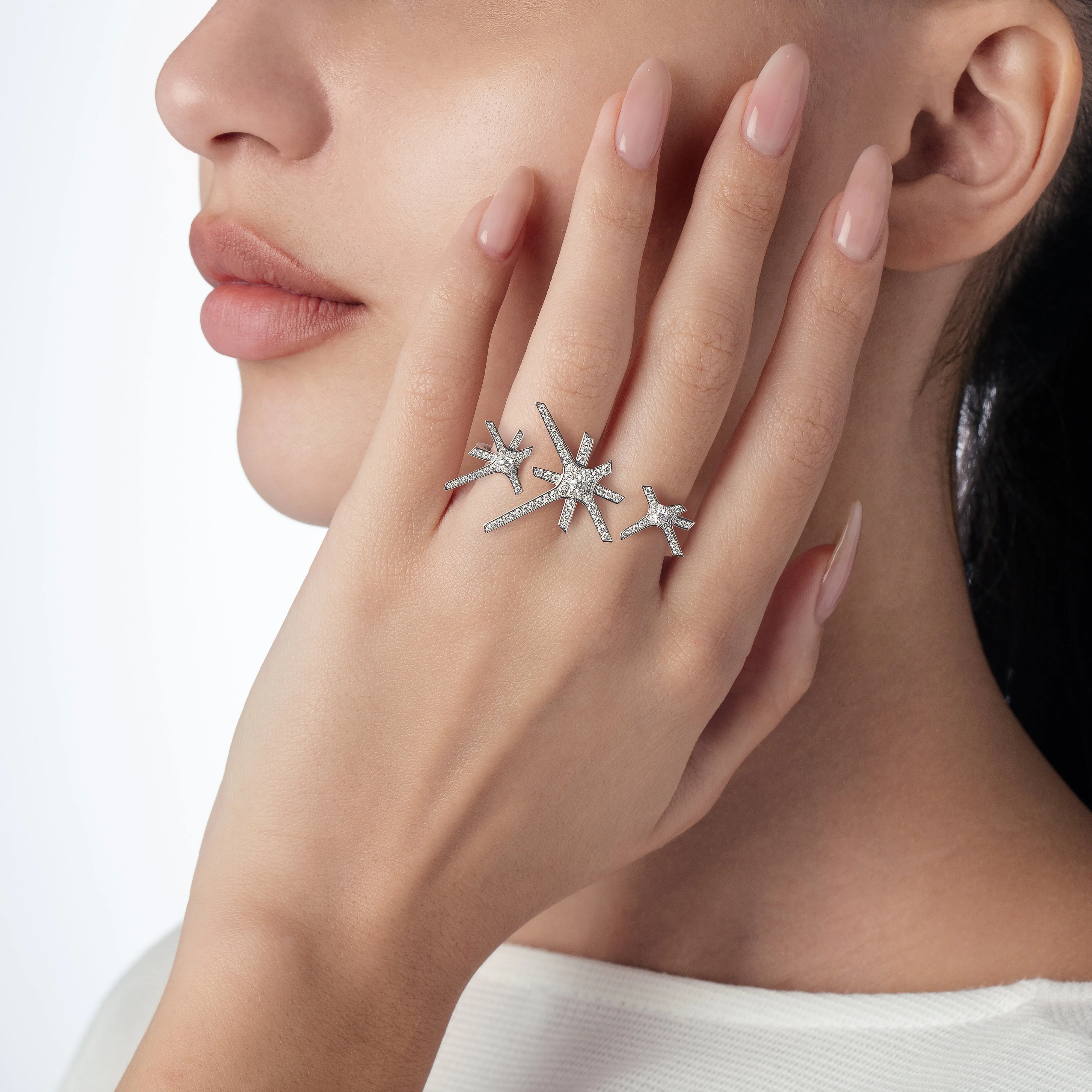 Daw Najm Diamond Between the Finger Ring - Image 3