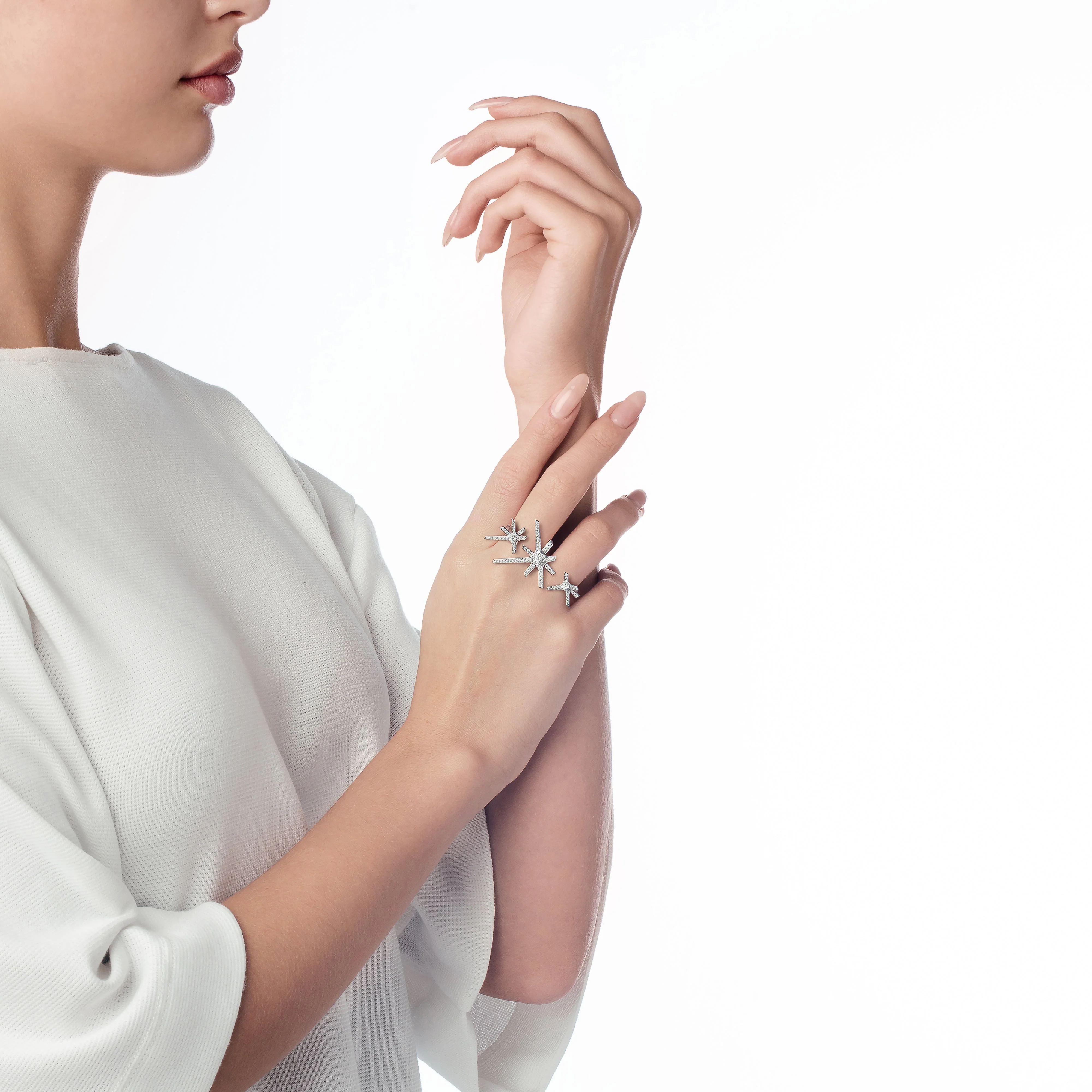 Daw Najm Diamond Between the Finger Ring - Image 5