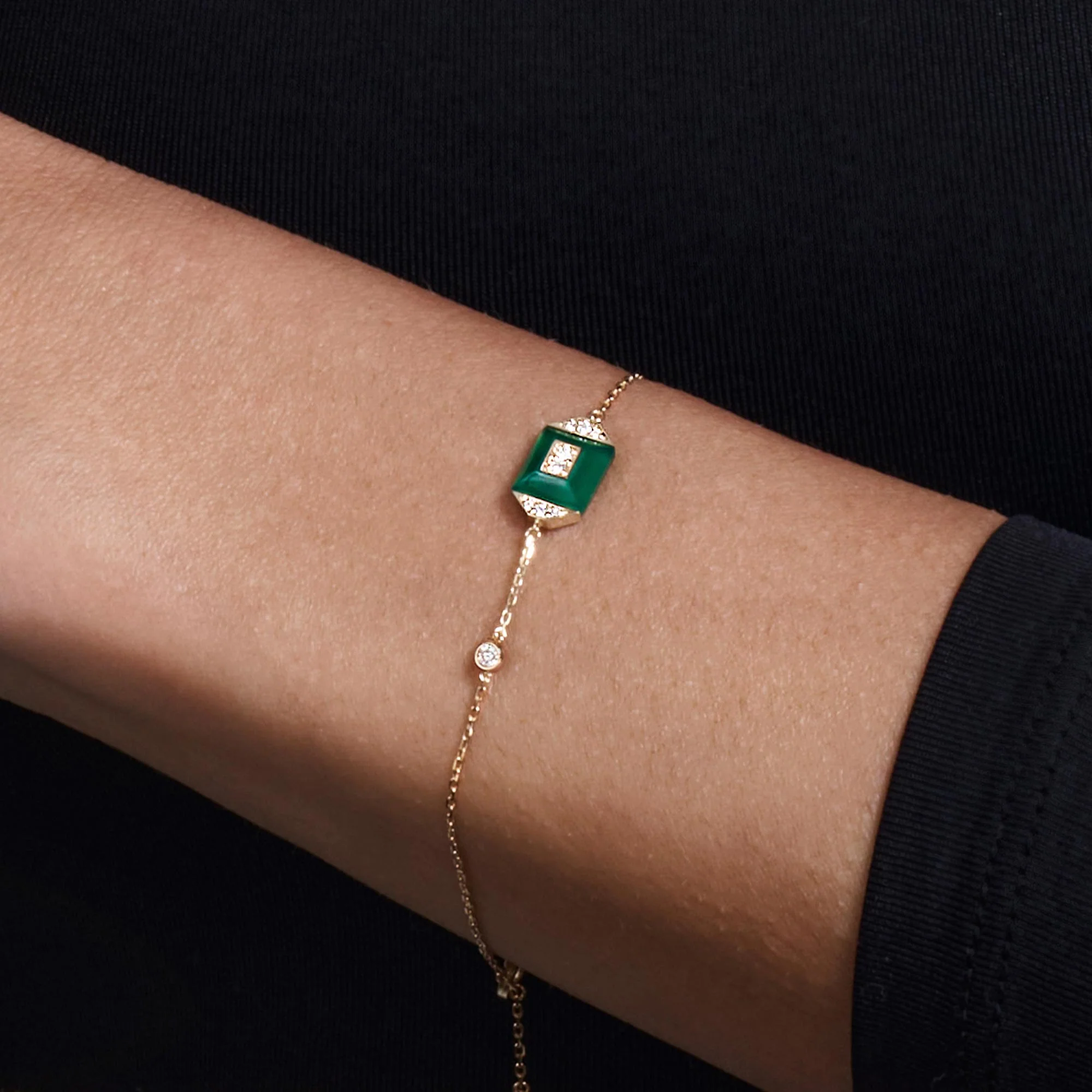 Layl Yellow Gold Diamond Green Agate Bracelet - Image 6