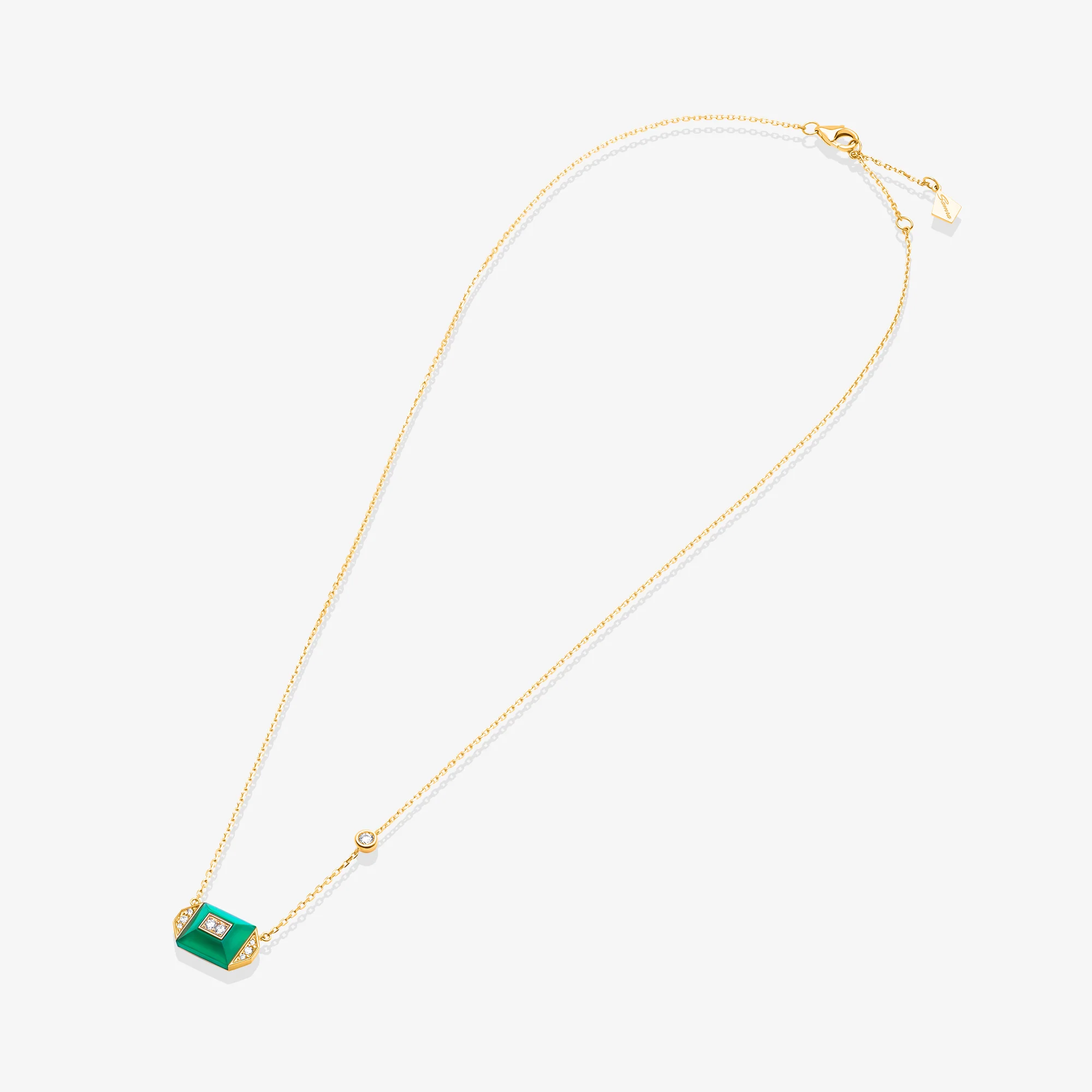 Layl Yellow Gold Diamond Green Agate Necklace - Image 5
