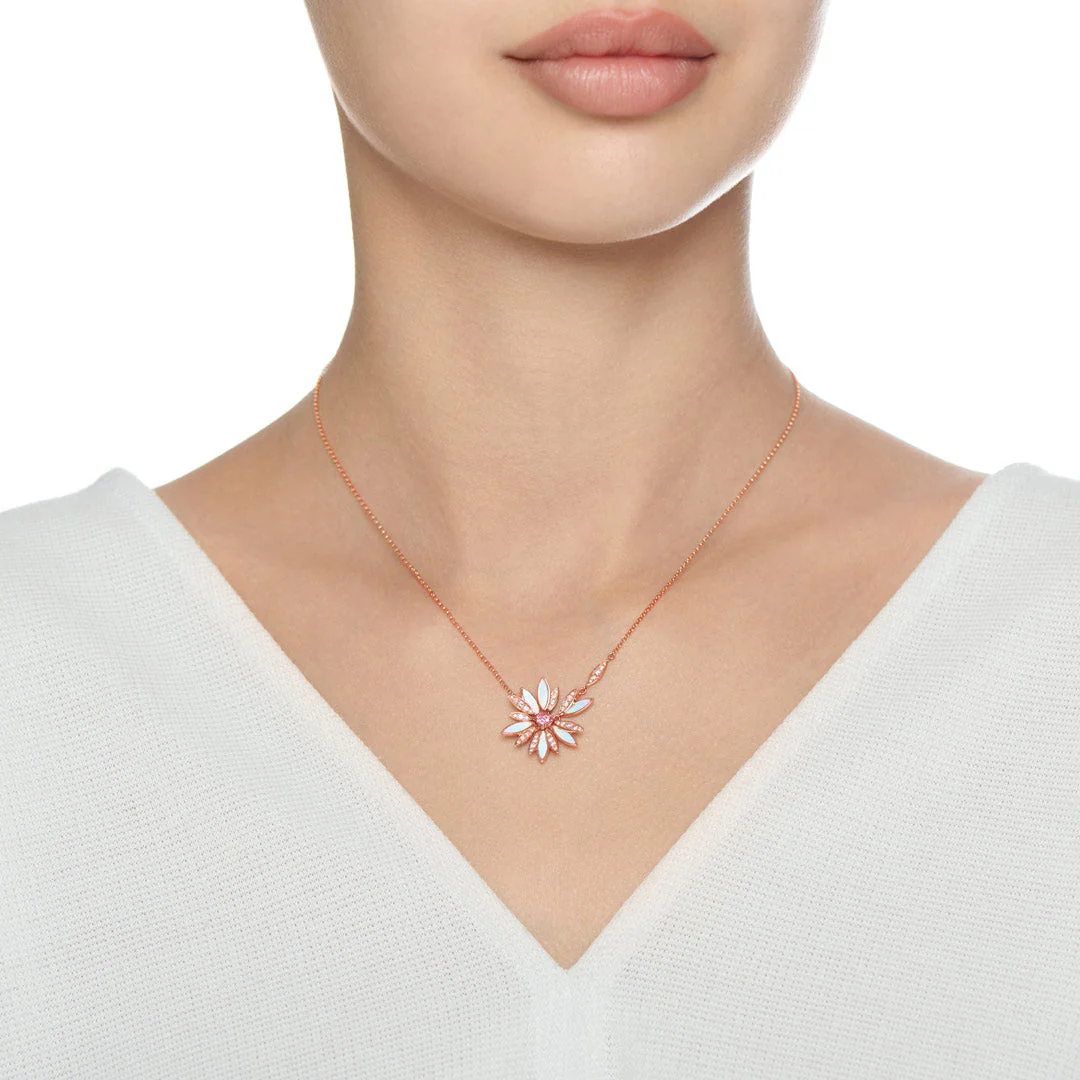Love Me, Love Me Not Rose Gold Small Necklace - Image 3