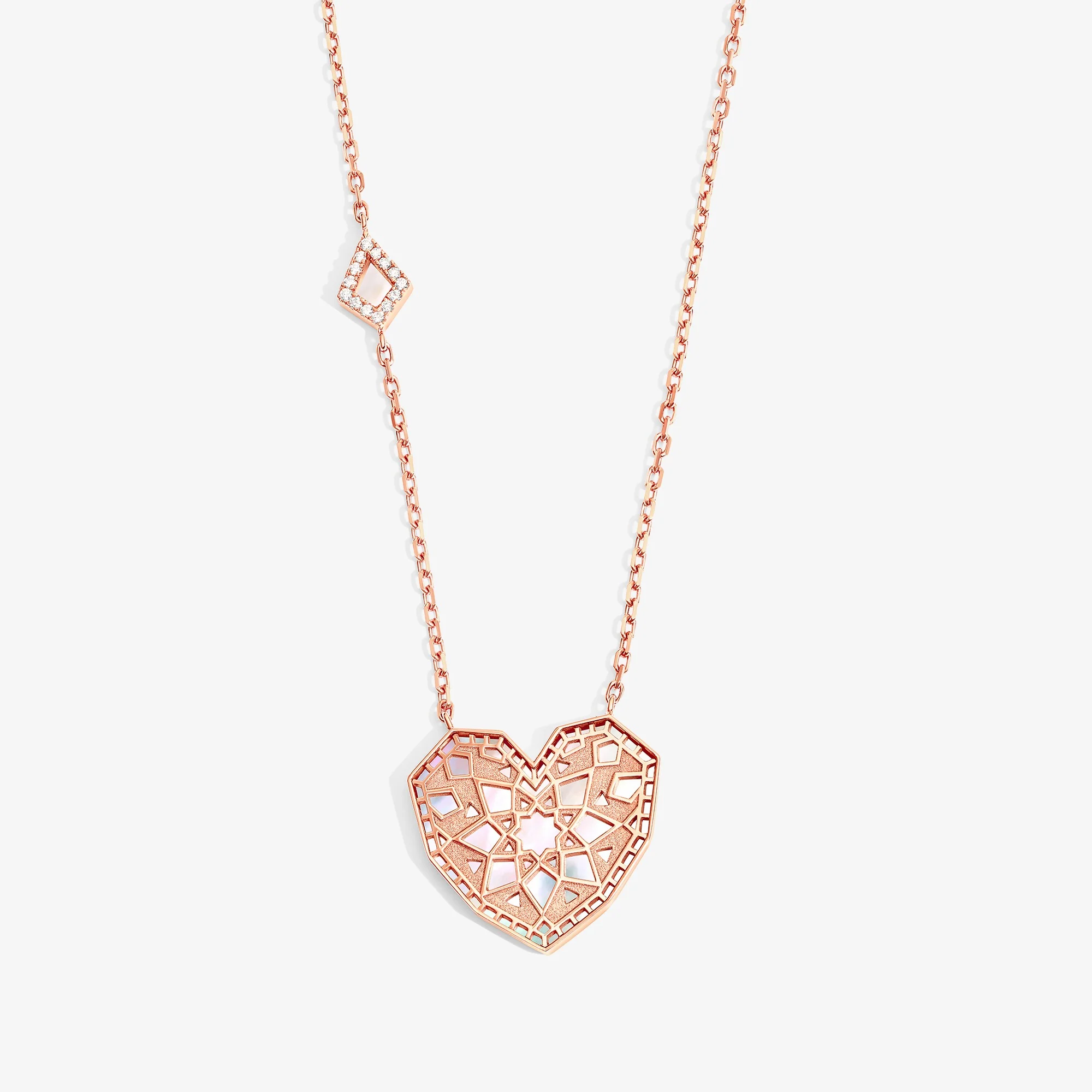 Qalb Turath Medium Necklace - Image 3