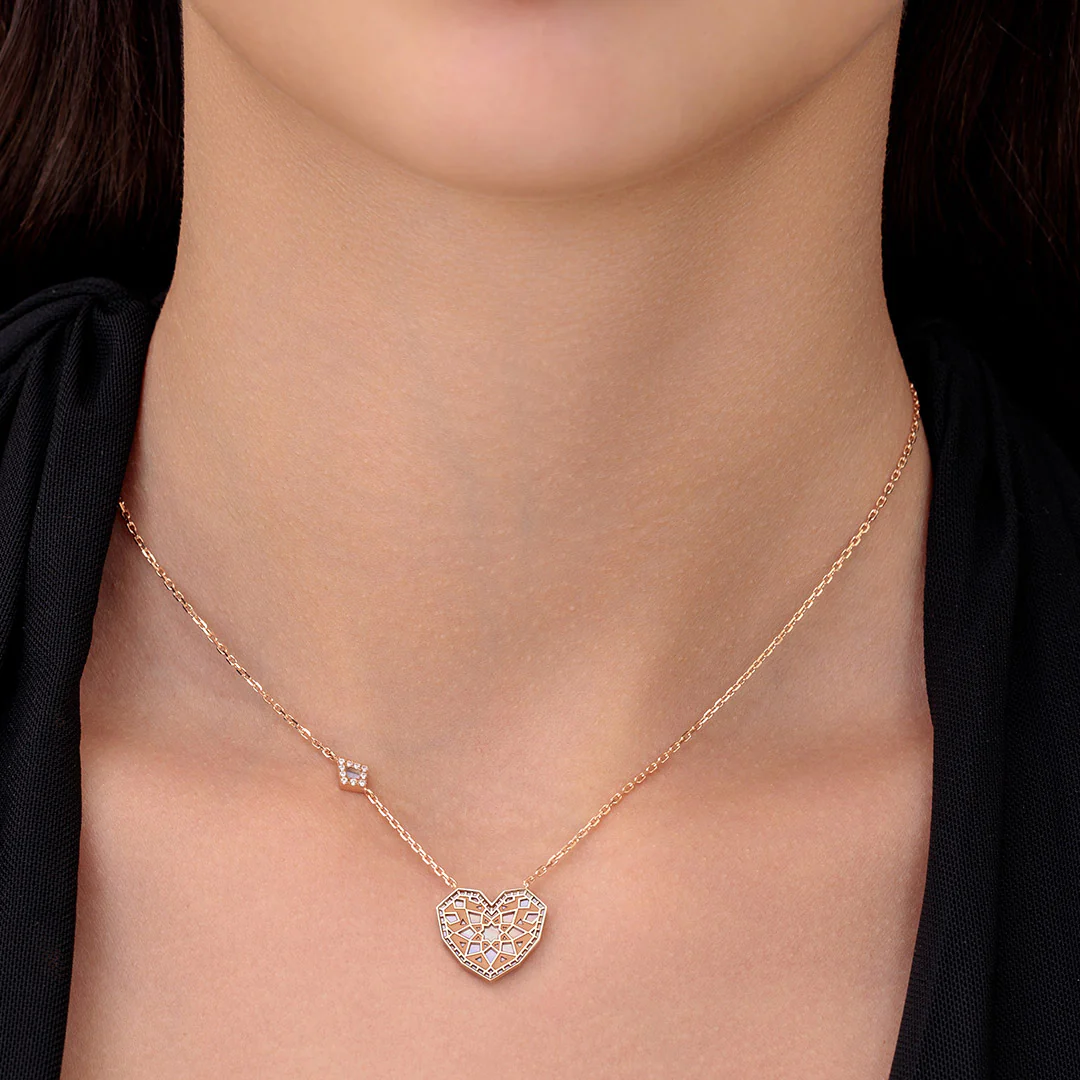 Qalb Turath Small Necklace - Image 4