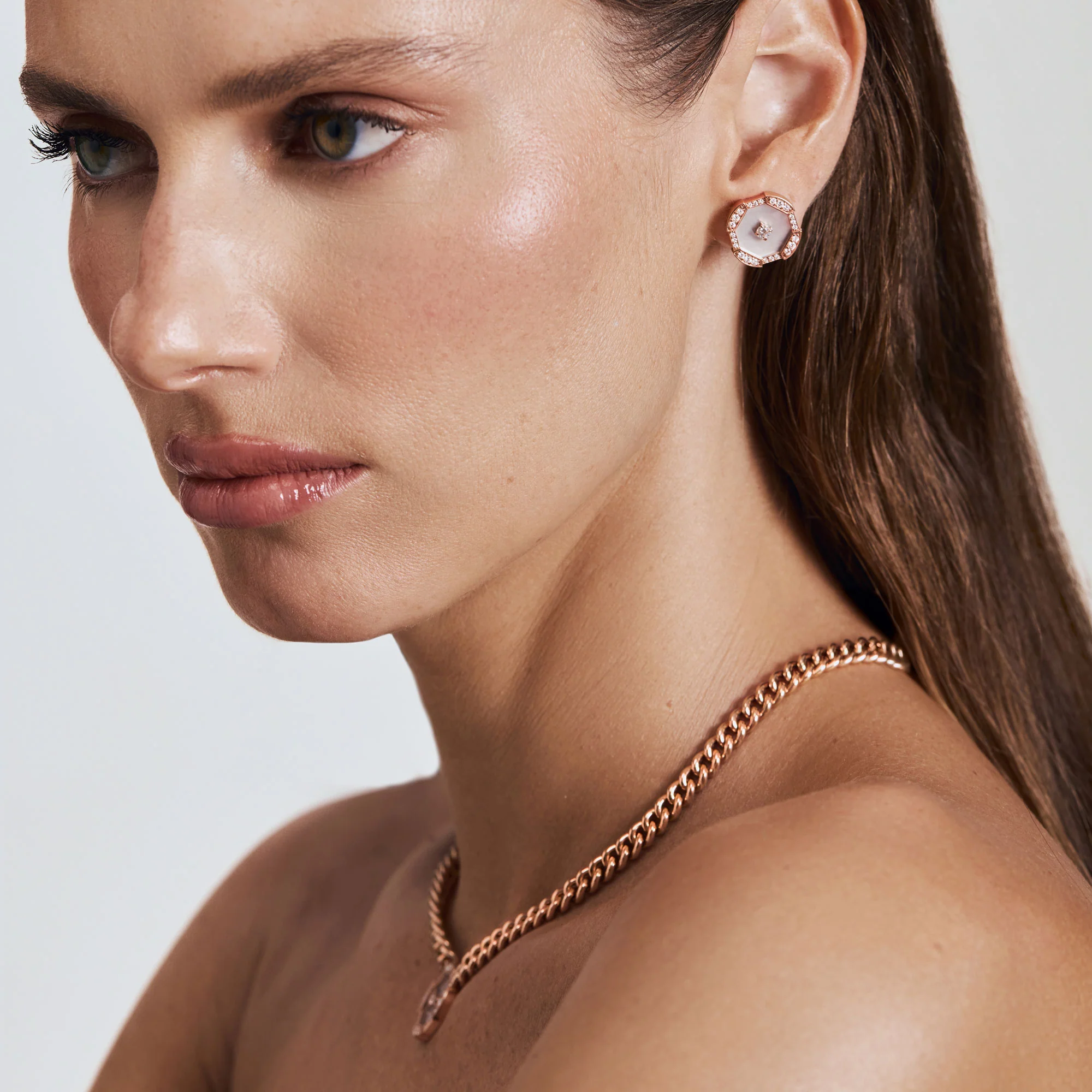 Quwa Motif Earrings - Image 2