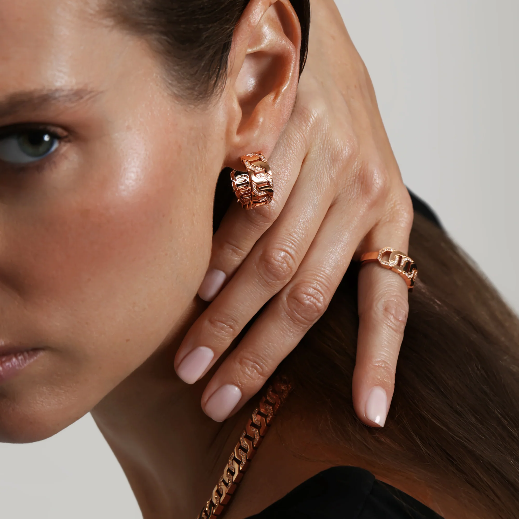 Thaman Turath Hoop Earring - Image 4