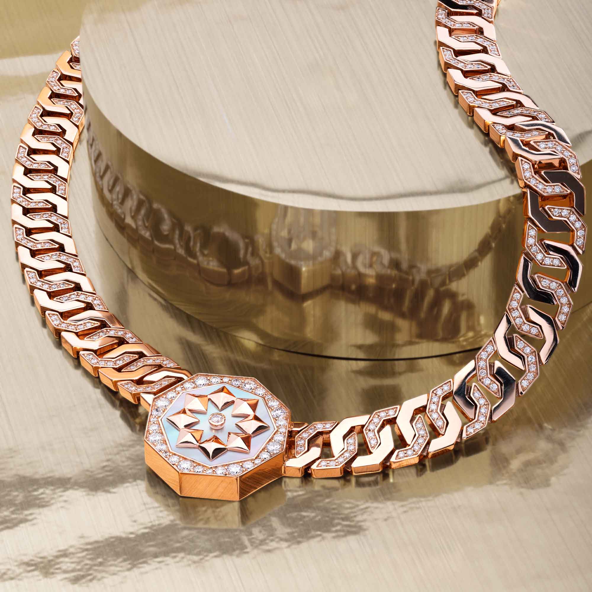 Thaman Turath Motif Necklace - Image 4